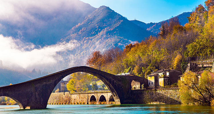 <p>US Economic Growth Beats Expectations</p>
