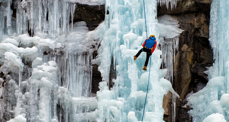 <p>Beyond the Headlines: Accelerated Risk and Opportunities for Investors</p>
