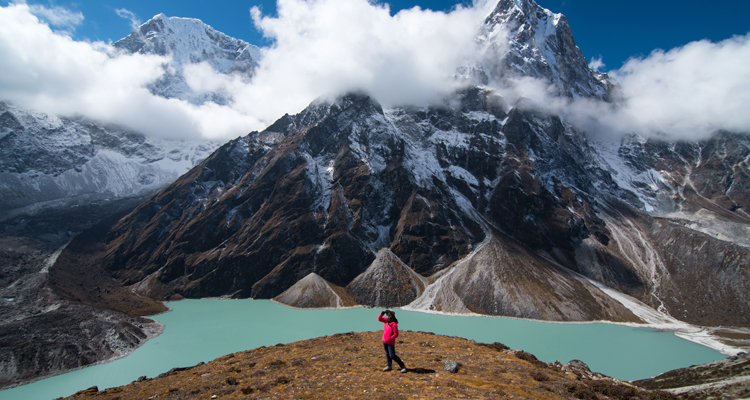 Participant Behavior in Volatile Markets: Case study 55 year old